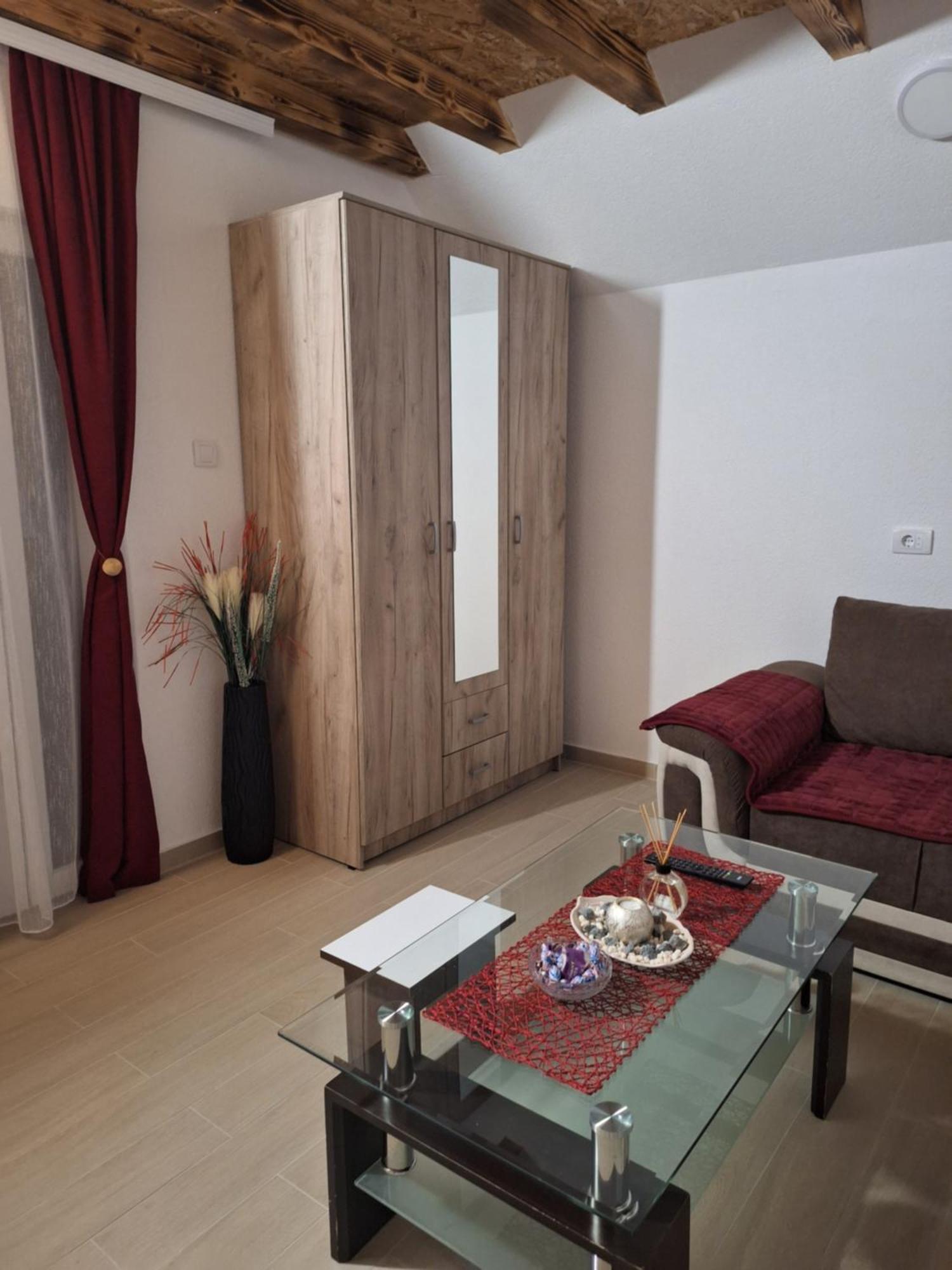 Apartmani Lena Plužine Eksteriør billede