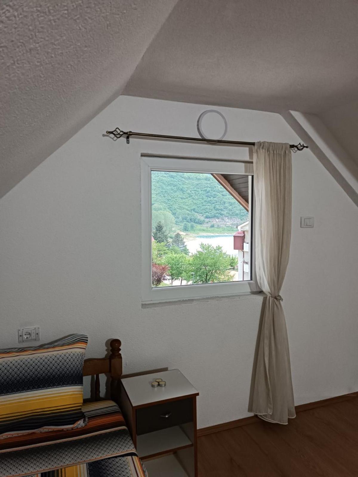 Apartmani Lena Plužine Eksteriør billede